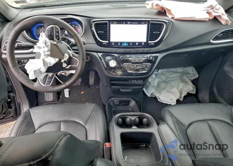 2025 Chrysler Pacifica Select z USA, uszkodzony, nr VIN 2C4RC1BG2SR555510